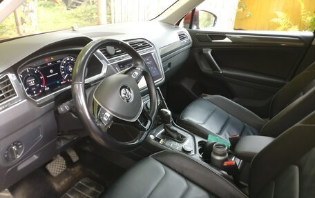 Volkswagen Tiguan II, 2018 год, 3 850 000 рублей, 9 фотография