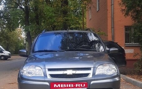 Chevrolet Niva I рестайлинг, 2014 год, 680 000 рублей, 4 фотография