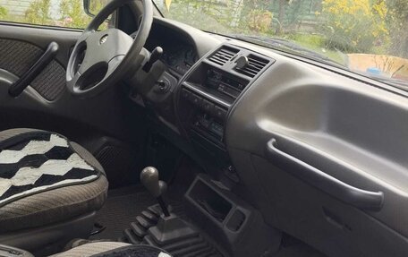 Nissan Terrano II рестайлинг, 1994 год, 530 000 рублей, 4 фотография