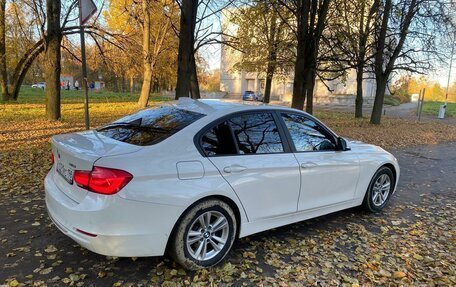 BMW 3 серия, 2015 год, 1 355 000 рублей, 4 фотография