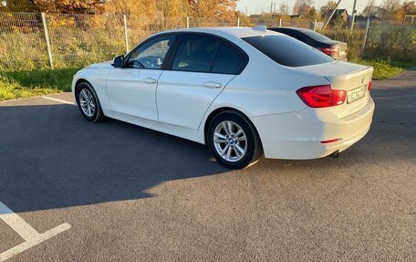 BMW 3 серия, 2015 год, 1 355 000 рублей, 8 фотография