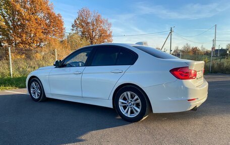 BMW 3 серия, 2015 год, 1 355 000 рублей, 9 фотография