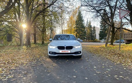 BMW 3 серия, 2015 год, 1 355 000 рублей, 14 фотография