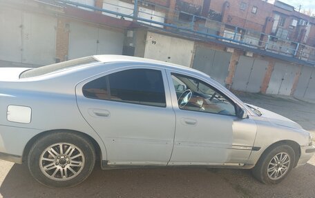 Volvo S60 III, 2003 год, 400 000 рублей, 4 фотография