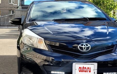 Toyota Vitz, 2013 год, 850 000 рублей, 8 фотография