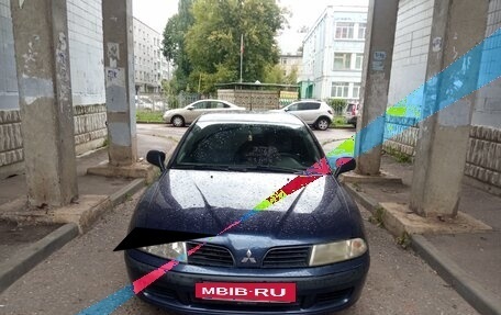 Mitsubishi Carisma I, 2003 год, 285 000 рублей, 2 фотография