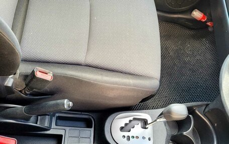 Toyota Vitz, 2013 год, 850 000 рублей, 15 фотография