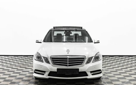 Mercedes-Benz E-Класс, 2011 год, 1 245 000 рублей, 3 фотография
