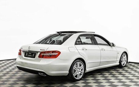 Mercedes-Benz E-Класс, 2011 год, 1 245 000 рублей, 7 фотография