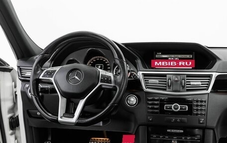 Mercedes-Benz E-Класс, 2011 год, 1 245 000 рублей, 13 фотография