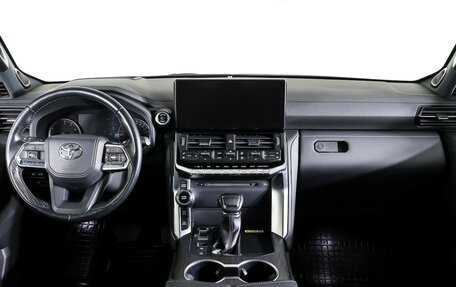 Toyota Land Cruiser, 2021 год, 9 184 000 рублей, 13 фотография