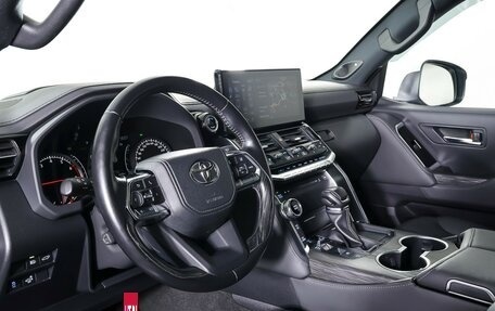 Toyota Land Cruiser, 2021 год, 9 184 000 рублей, 14 фотография