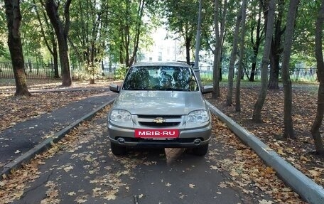 Chevrolet Niva I рестайлинг, 2016 год, 680 000 рублей, 2 фотография