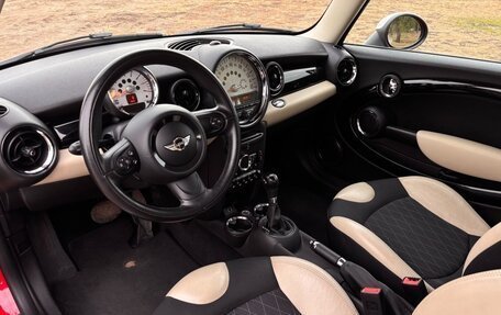 MINI Hatch, 2013 год, 1 350 000 рублей, 15 фотография