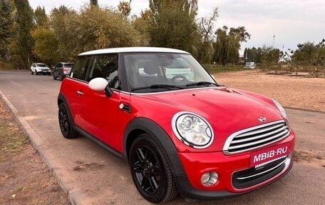 MINI Hatch, 2013 год, 1 350 000 рублей, 2 фотография