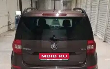 Skoda Yeti I рестайлинг, 2015 год, 1 620 000 рублей, 16 фотография