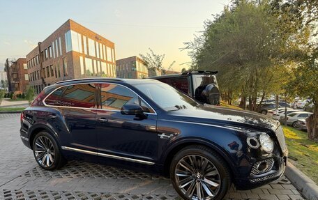 Bentley Bentayga I, 2019 год, 15 500 000 рублей, 5 фотография