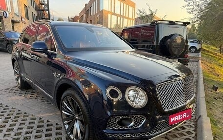 Bentley Bentayga I, 2019 год, 15 500 000 рублей, 6 фотография