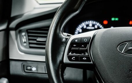 Hyundai Sonata VII, 2018 год, 1 900 000 рублей, 14 фотография