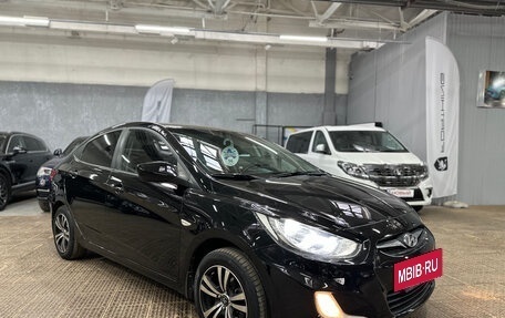 Hyundai Solaris II рестайлинг, 2011 год, 699 000 рублей, 3 фотография