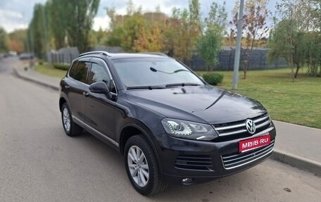 Volkswagen Touareg III, 2012 год, 2 550 000 рублей, 1 фотография