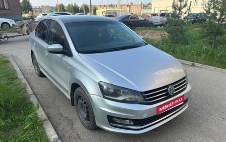Volkswagen Polo VI (EU Market), 2015 год, 800 000 рублей, 1 фотография