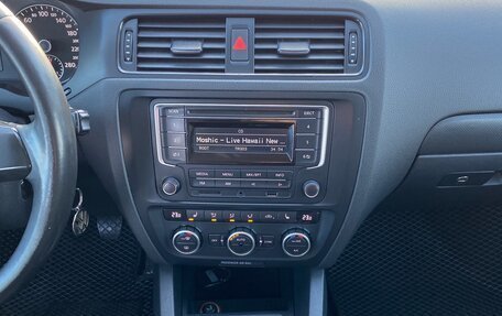 Volkswagen Jetta VI, 2013 год, 1 100 000 рублей, 19 фотография