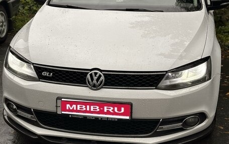 Volkswagen Jetta VI, 2013 год, 1 100 000 рублей, 12 фотография