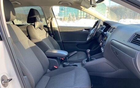 Volkswagen Jetta VI, 2013 год, 1 100 000 рублей, 39 фотография