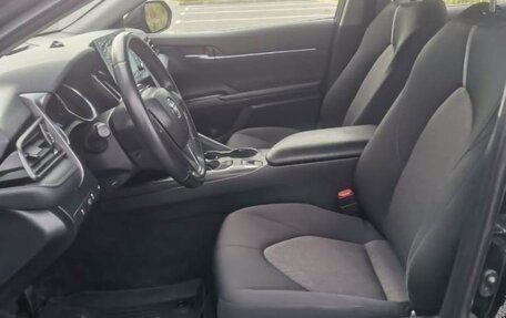 Toyota Camry, 2021 год, 2 550 000 рублей, 24 фотография