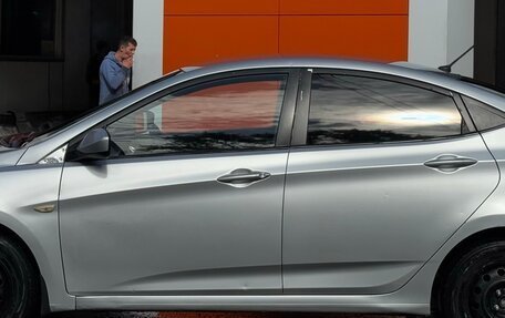 Hyundai Solaris II рестайлинг, 2016 год, 555 000 рублей, 8 фотография