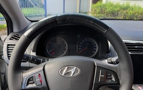 Hyundai Solaris II рестайлинг, 2016 год, 555 000 рублей, 20 фотография