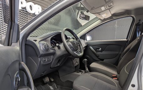 Renault Sandero II рестайлинг, 2019 год, 1 250 000 рублей, 10 фотография
