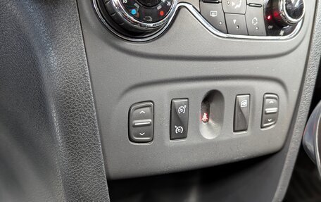 Renault Sandero II рестайлинг, 2019 год, 1 250 000 рублей, 27 фотография