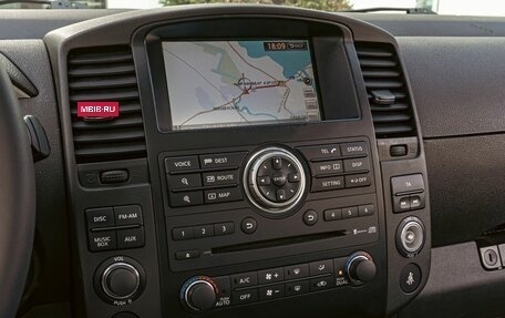 Nissan Pathfinder, 2013 год, 1 355 000 рублей, 12 фотография