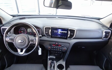 KIA Sportage IV рестайлинг, 2018 год, 1 700 000 рублей, 11 фотография