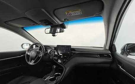 Toyota Camry, 2021 год, 3 500 000 рублей, 13 фотография