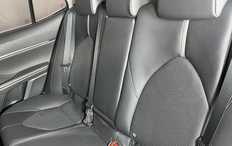 Toyota Camry, 2021 год, 3 500 000 рублей, 9 фотография