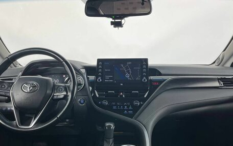 Toyota Camry, 2021 год, 3 500 000 рублей, 12 фотография
