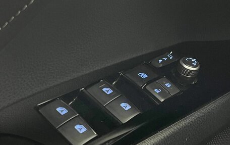 Toyota Camry, 2021 год, 3 500 000 рублей, 18 фотография