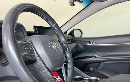 Toyota Camry, 2021 год, 3 500 000 рублей, 30 фотография