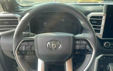 Toyota Tundra, 2024 год, 5 999 000 рублей, 4 фотография