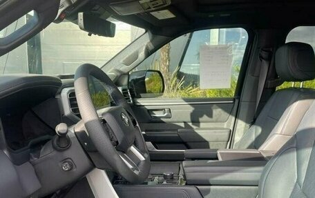 Toyota Tundra, 2024 год, 5 999 000 рублей, 3 фотография
