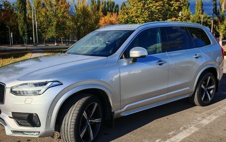 Volvo XC90 II рестайлинг, 2017 год, 3 760 000 рублей, 2 фотография
