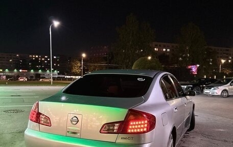 Nissan Skyline, 2001 год, 425 000 рублей, 8 фотография