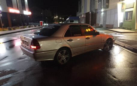 Mercedes-Benz C-Класс, 1998 год, 420 000 рублей, 3 фотография