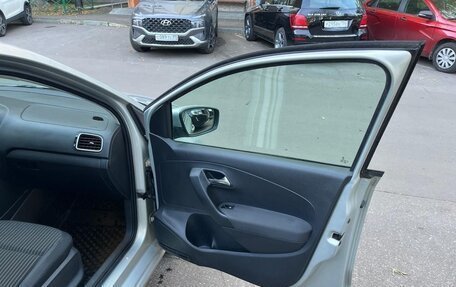 Volkswagen Polo VI (EU Market), 2011 год, 750 000 рублей, 12 фотография