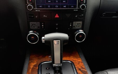 Volkswagen Touareg III, 2007 год, 1 200 000 рублей, 10 фотография