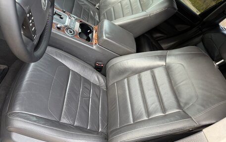 Volkswagen Touareg III, 2007 год, 1 200 000 рублей, 12 фотография