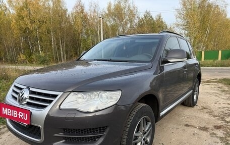 Volkswagen Touareg III, 2007 год, 1 200 000 рублей, 2 фотография